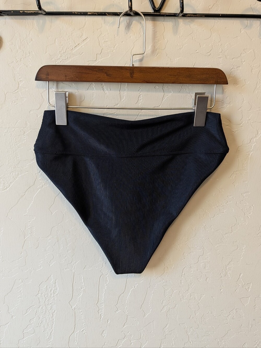 NWT Beach Riot Ribbed Bikini Bottom Black - Picture 4 of 7